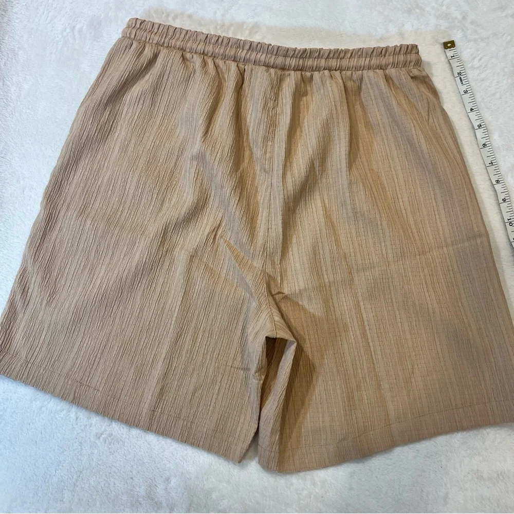 NWOT Manfinity Tan Shorts‎